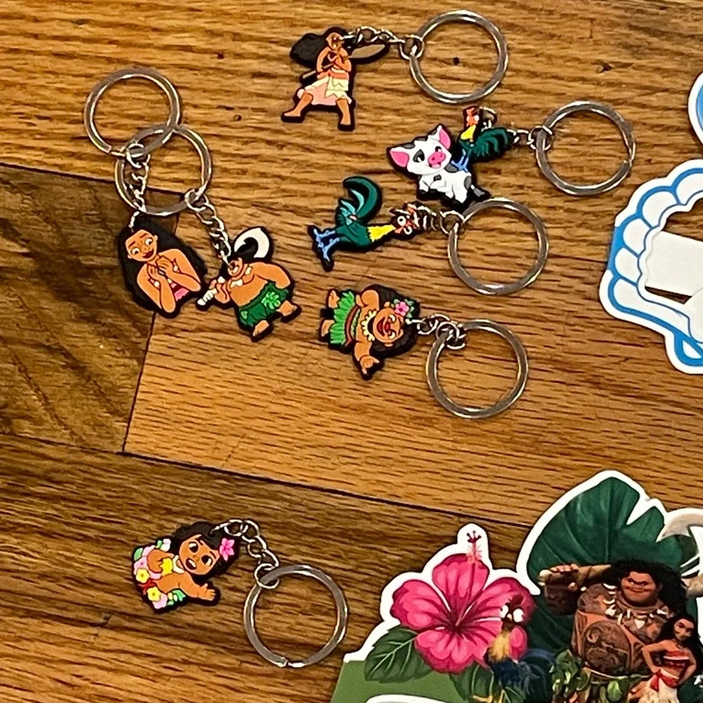 Moana Party Supplies Set with Cake Topper and Decorations